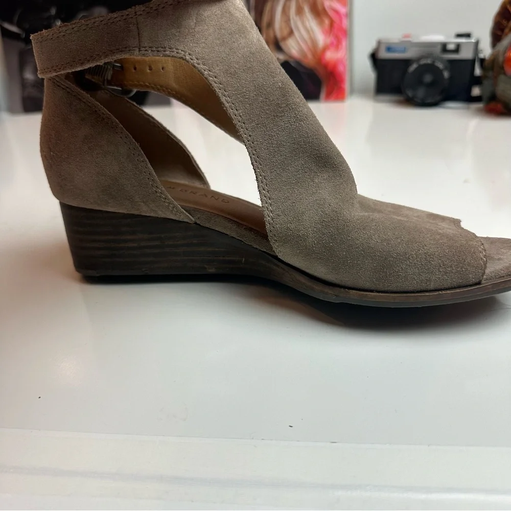 Lucky Brand chic lucky